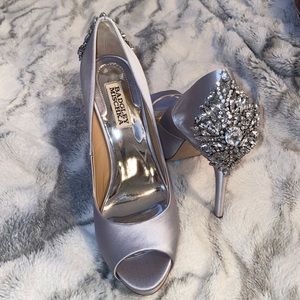 Kiara peep toe Badgley Mischka Silver satin heels